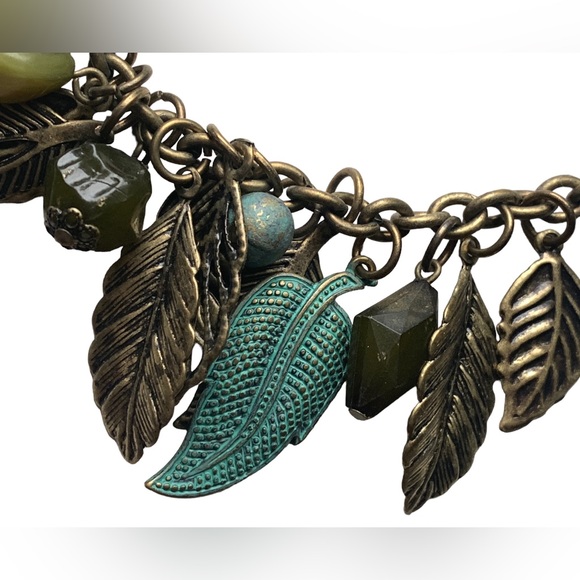 Green Agate & Metal Leaf Leaves Charm Toggle Bracelet Woman’s Fall Jewelry - Picture 3 of 10